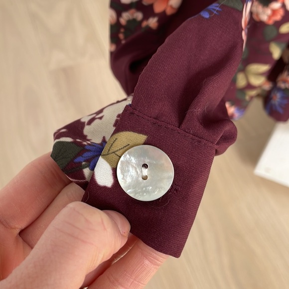 Floral blouse - Picture 2 of 5